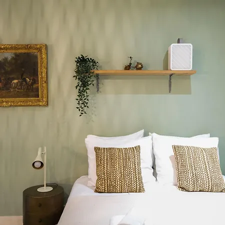 Апартаменты New! Modern Gallery Nassau Canal *