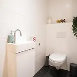 New! Modern Gallery Nassau Canal *